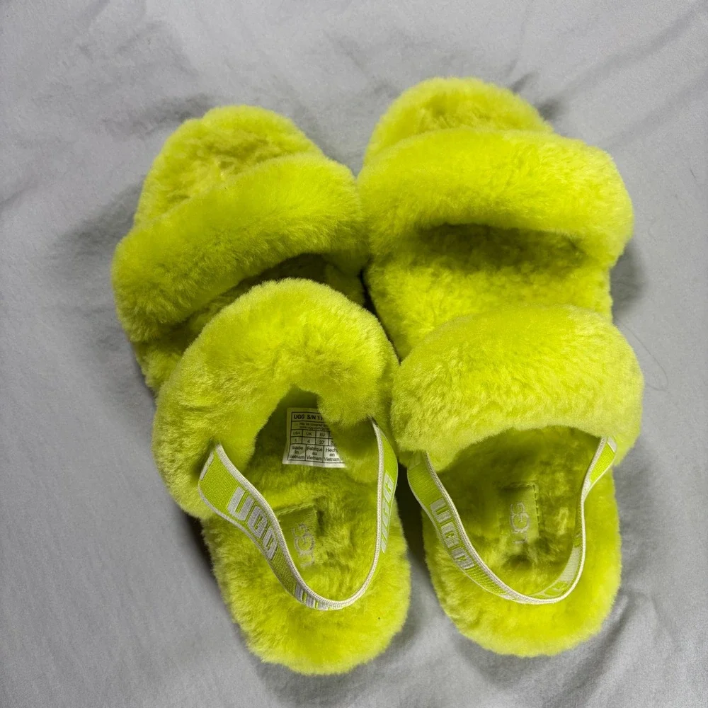 UGG Fluffita Sulfur Neon Yellow Curly Sheepskin Platform Slides Sandals 1115752K